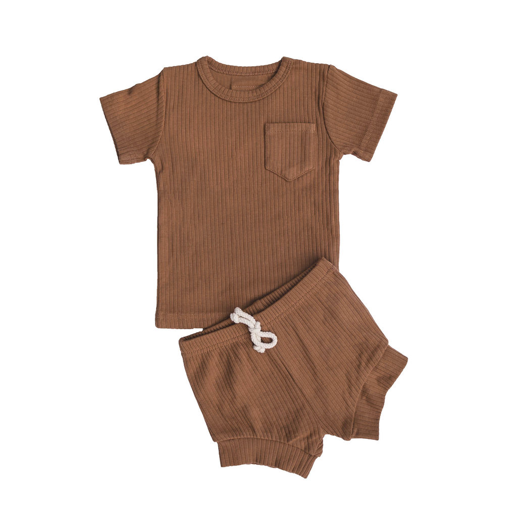 Baby ribbed t-shirt and shorts